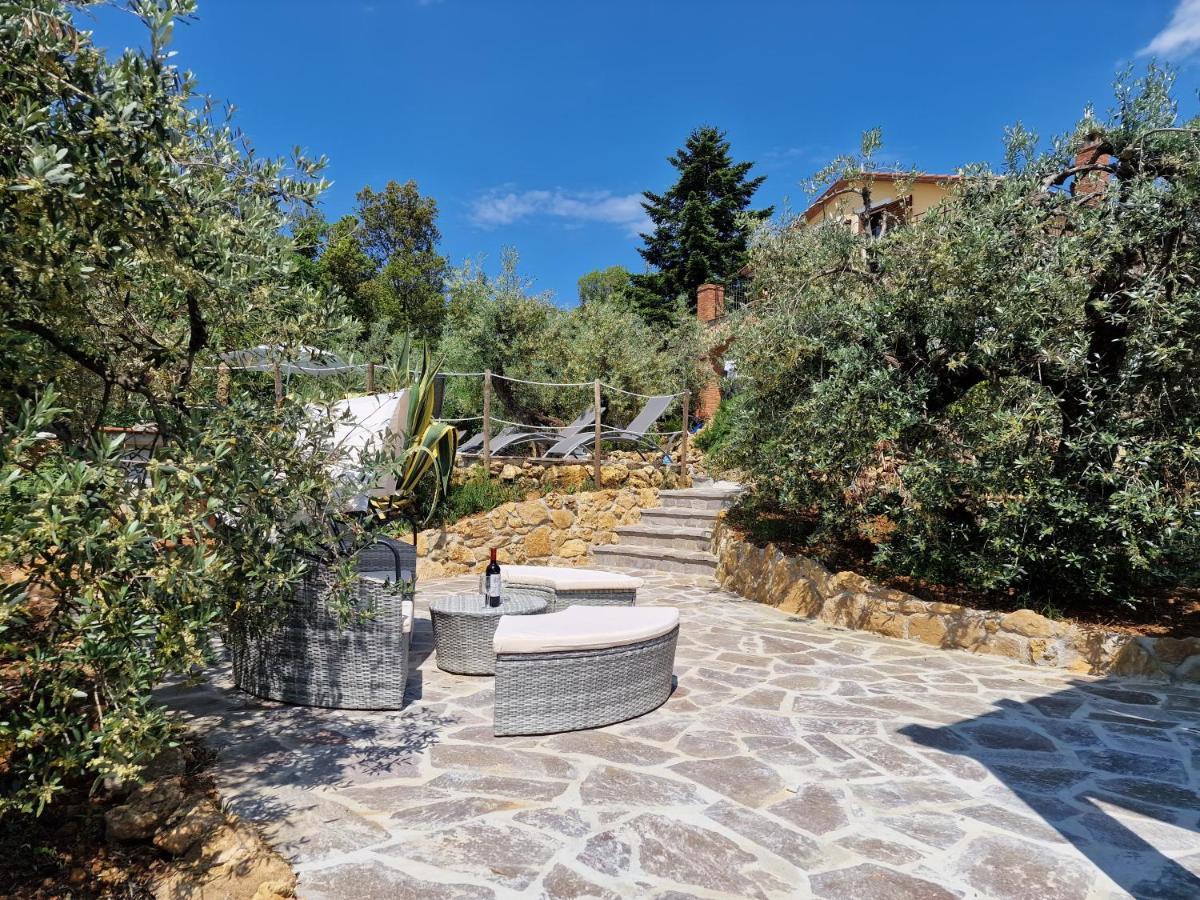 Apartamento Il Panorama Montescudaio Exterior foto